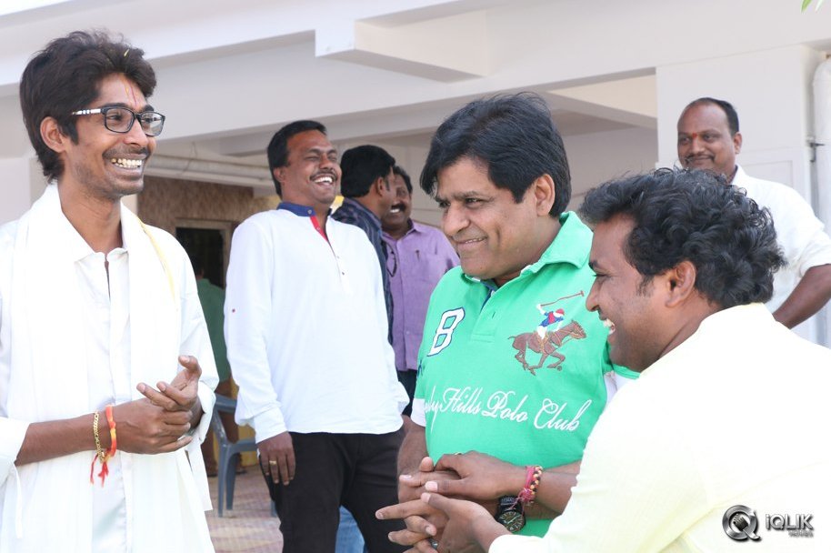 Celebrities-at-Dhanraj-House-Warming-Function